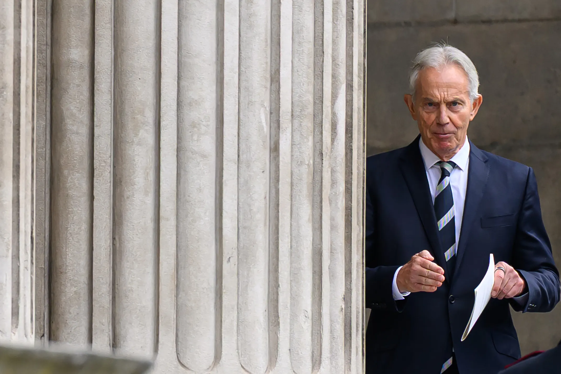 Η ιστορική σχέση μεταξύ Μεγάλης Βρετανίας και Παλαιστινίων εκτείνεται πάνω από έναν αιώνα. Το 1922, το Λονδίνο ανέλαβε τη